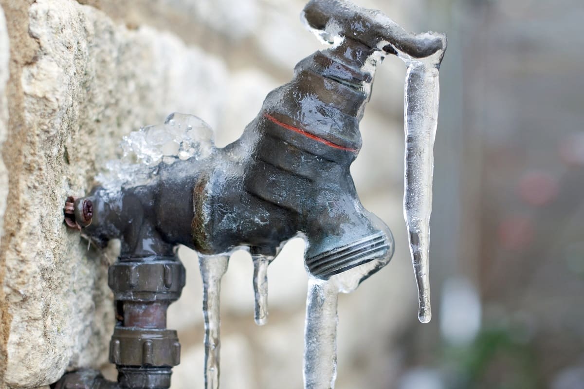 How To Drain Outdoor Faucets For Winter