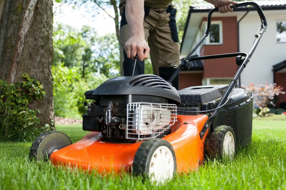 How To Fix A Lawnmower