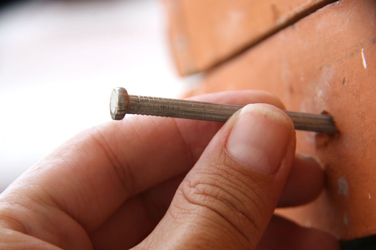 How To Insert A Nail Into A Brick Wall