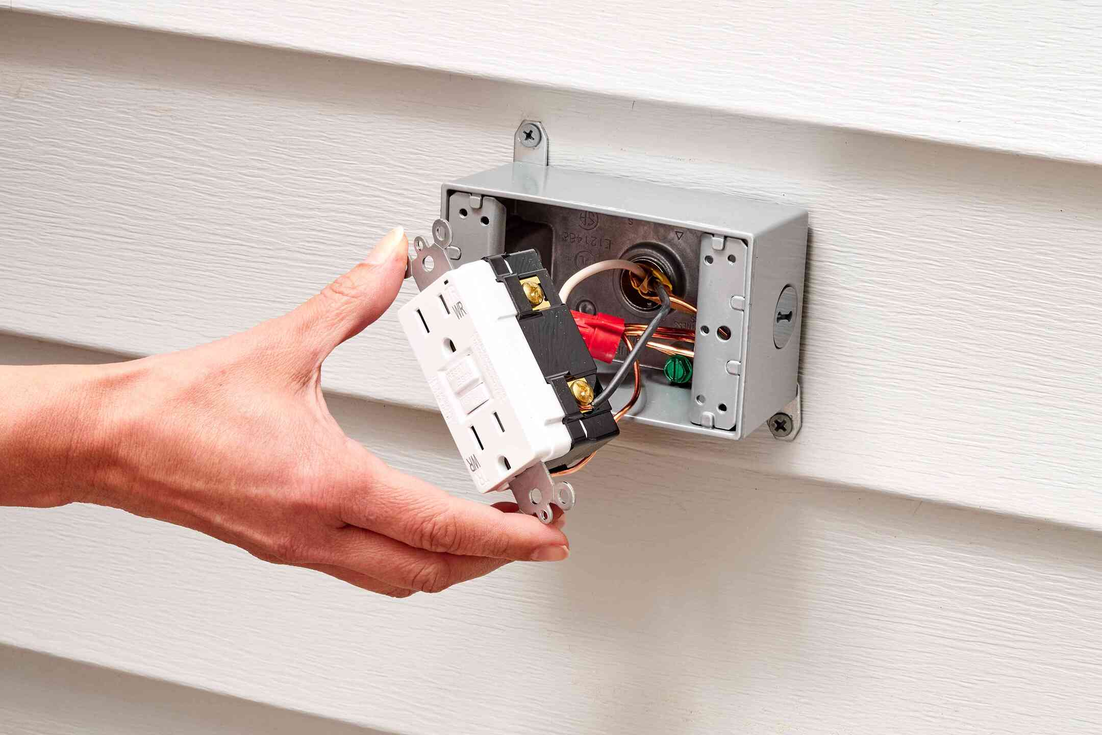 How To Install Outdoor Receptacle