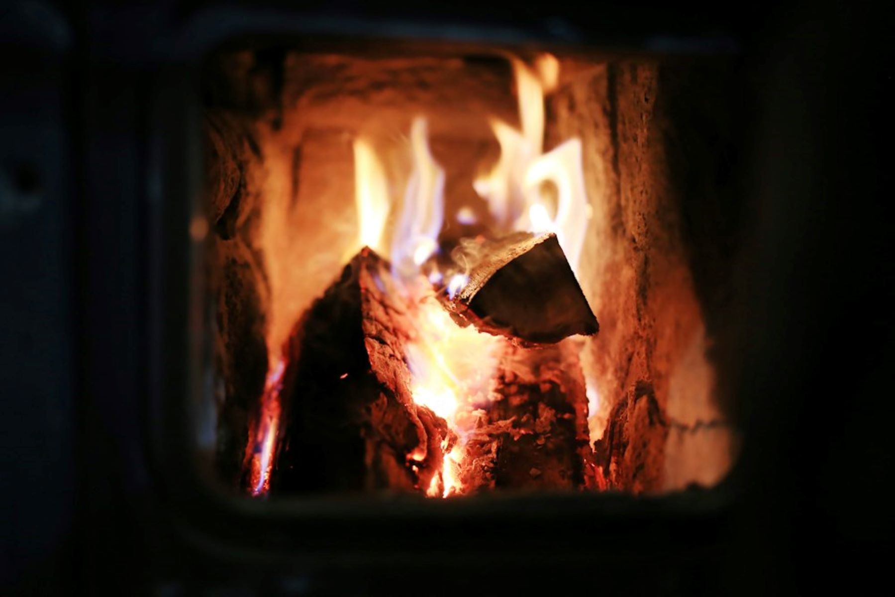 How To Keep Wood Stove Glass From Getting Black
