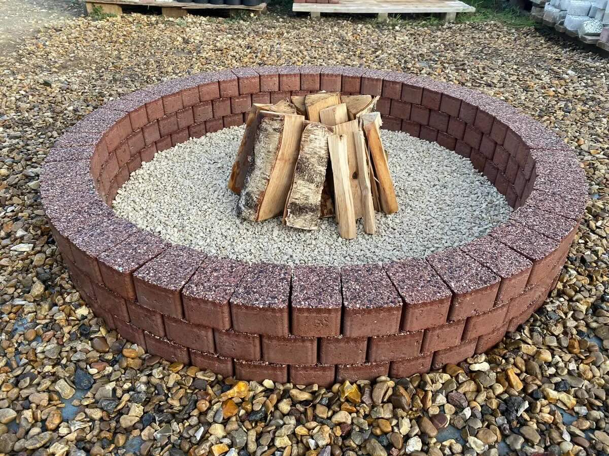 How To Make A Fire Pit With Bricks