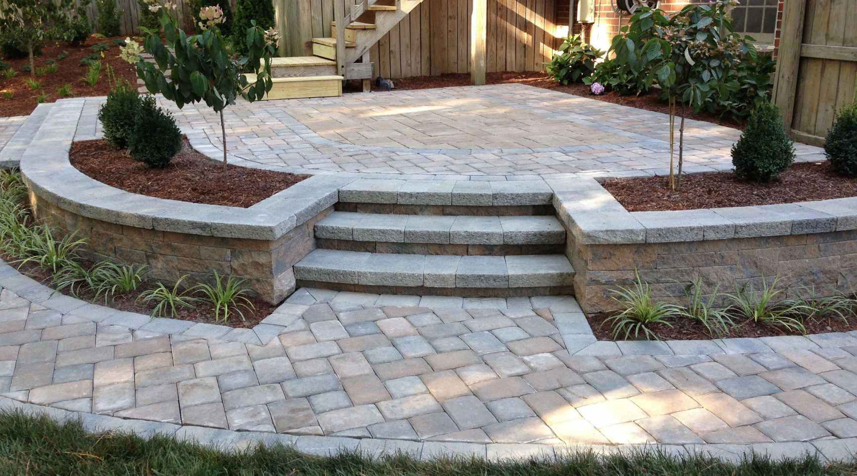How To Make A Patio With Brick Pavers