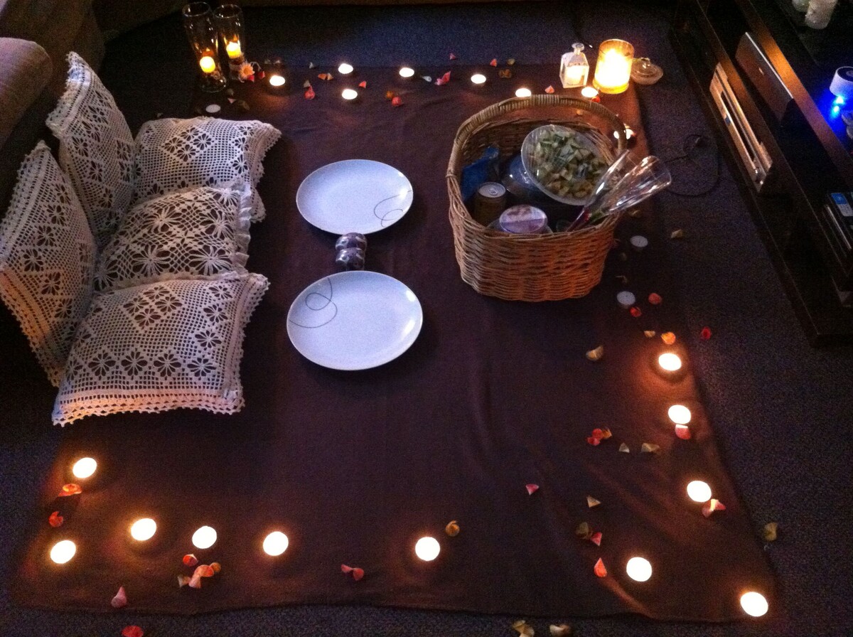 How To Make A Picnic Romantic