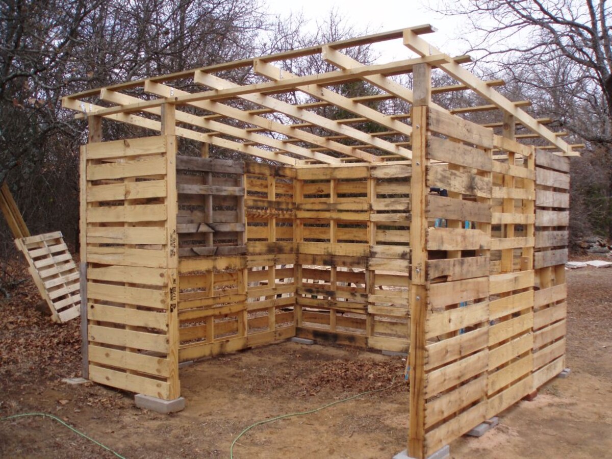 How To Make A Shed With Pallets