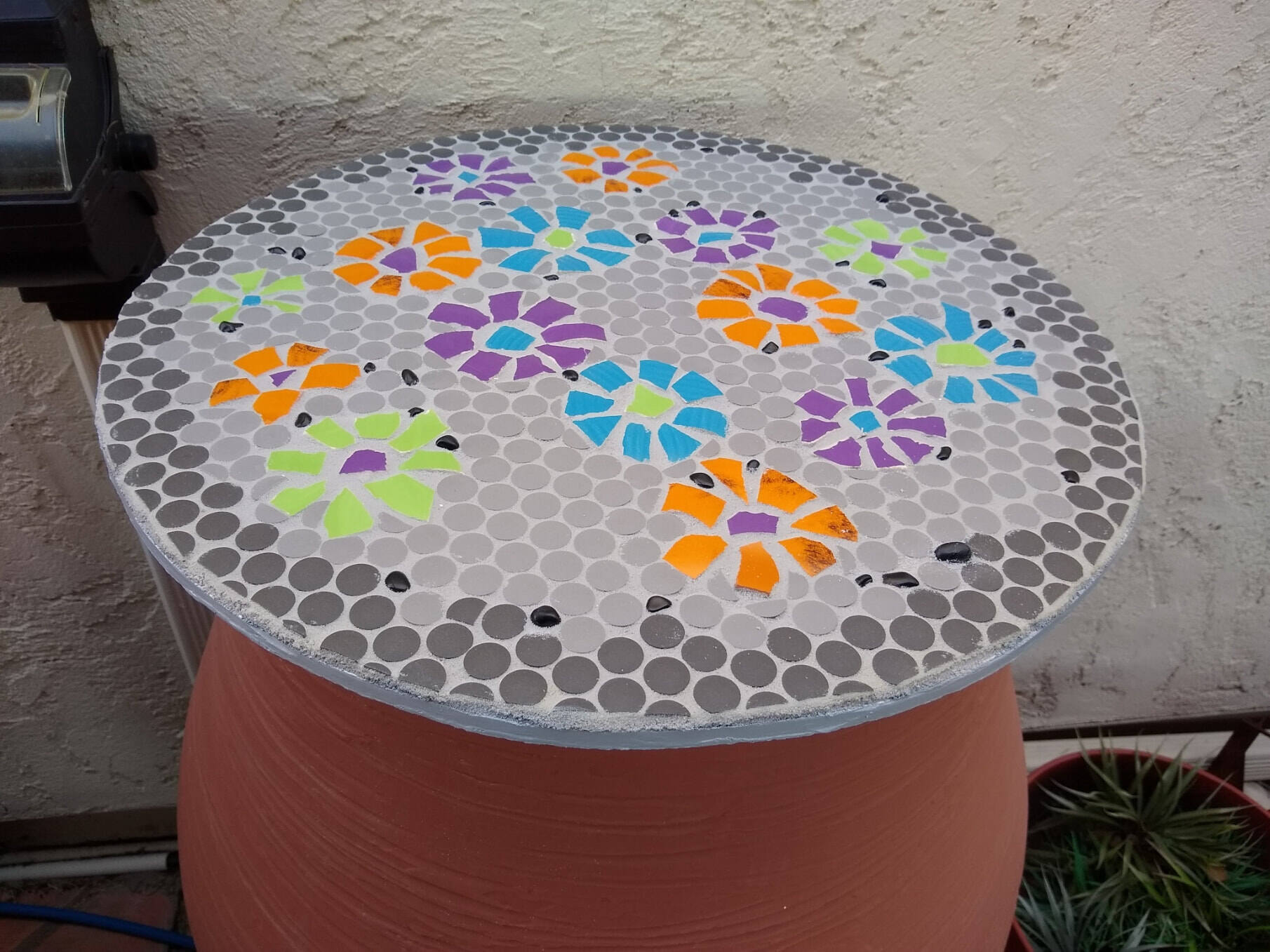 Setting and Grouting a Mosaic Tabletop