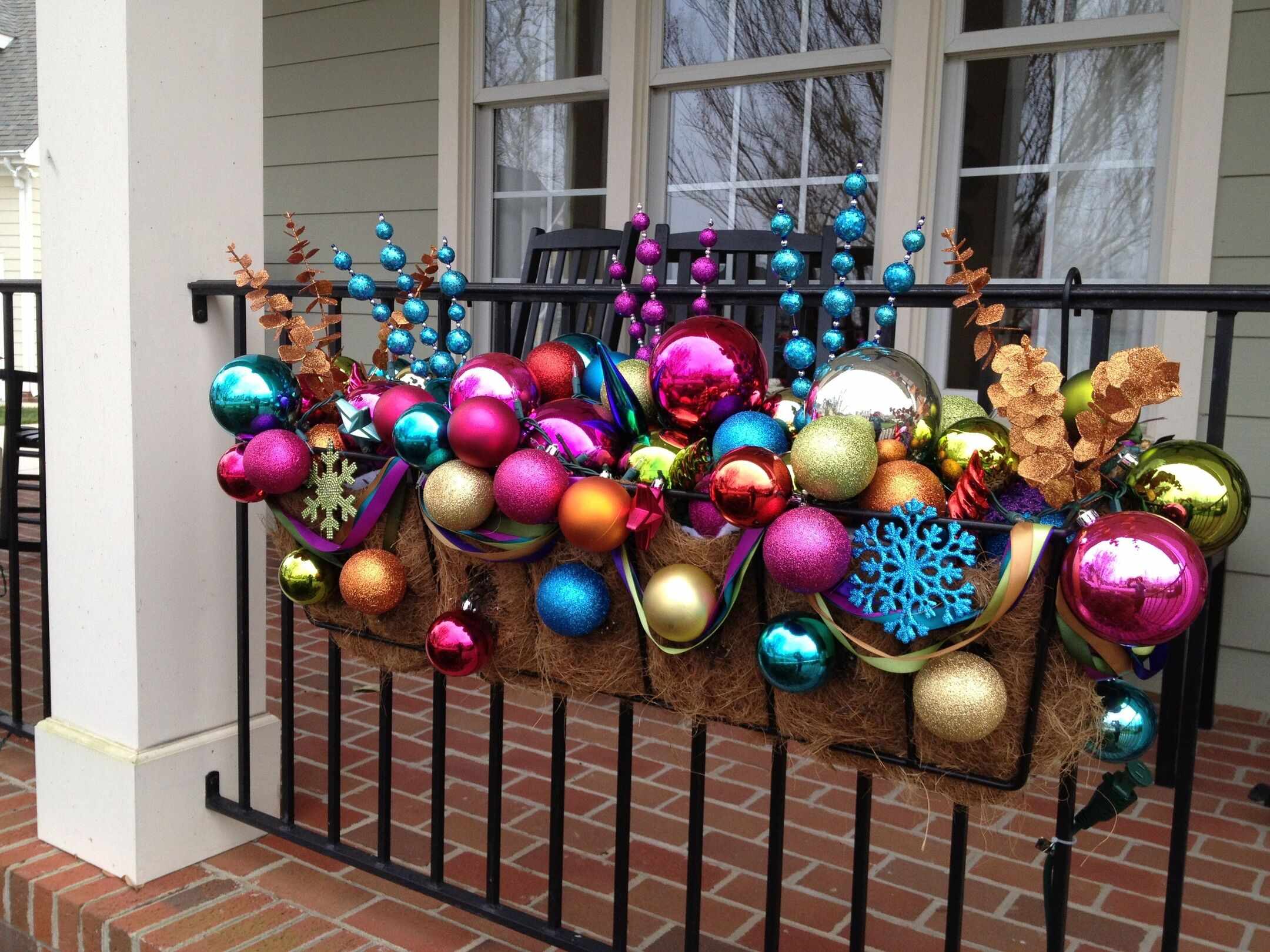 How To Make Your Own Outdoor Christmas Decorations