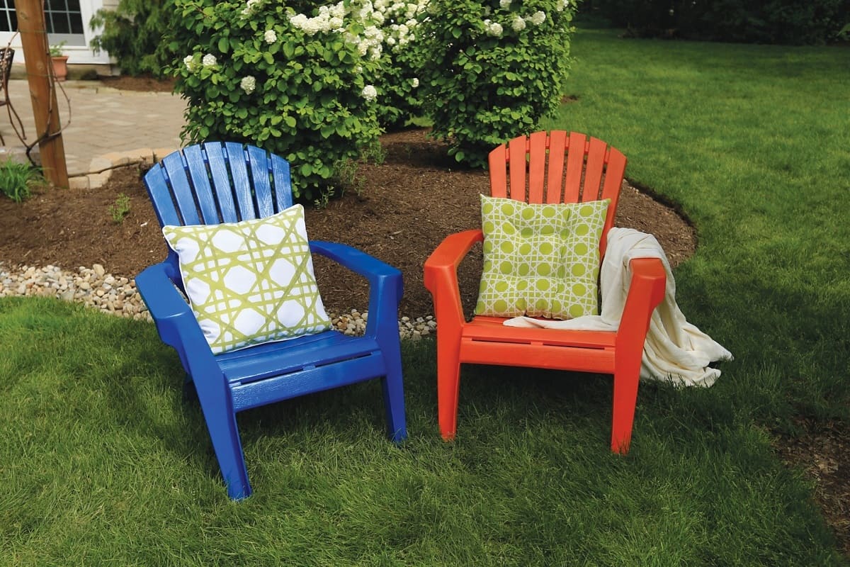 How To Paint Plastic Outdoor Furniture