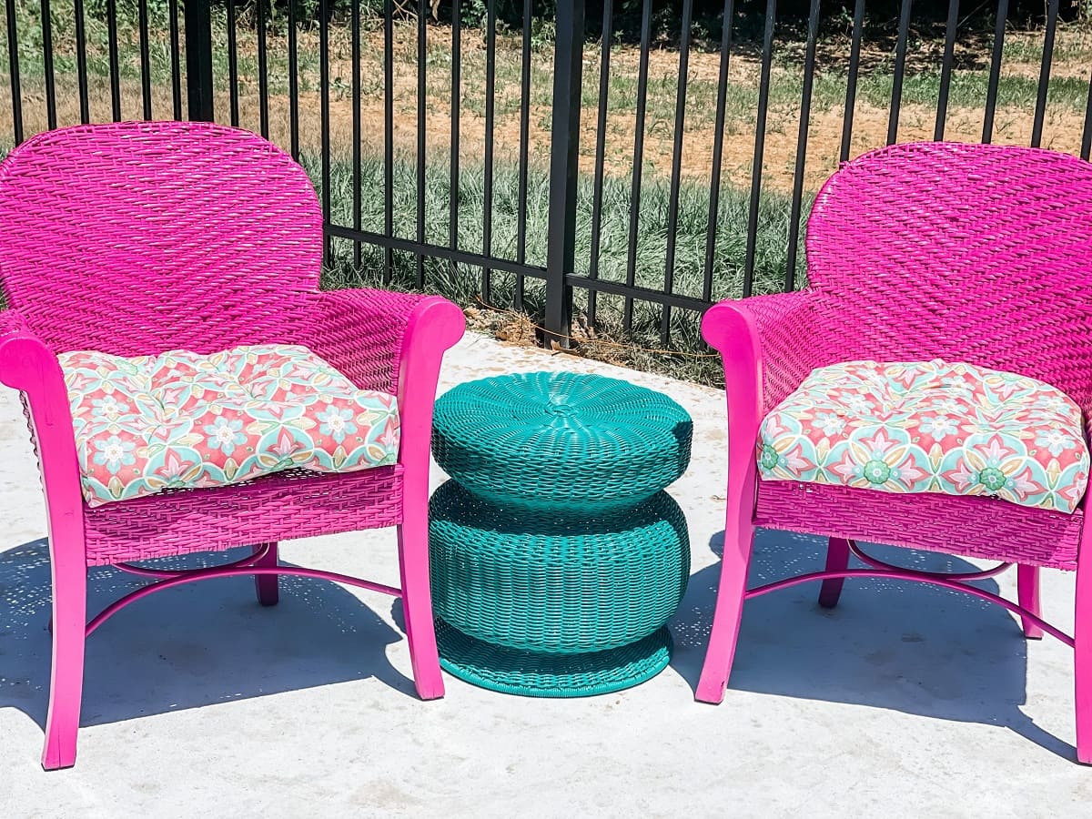 How To Paint Wicker Outdoor Furniture