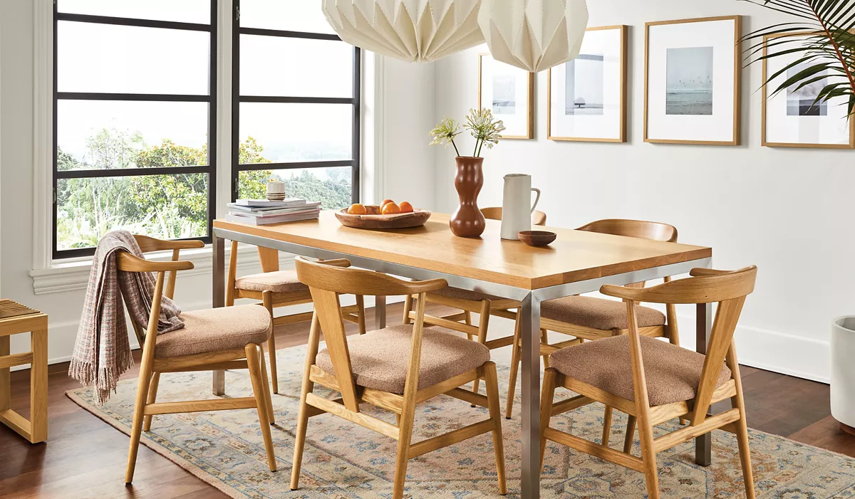 How To Pick Chairs For A Dining Table