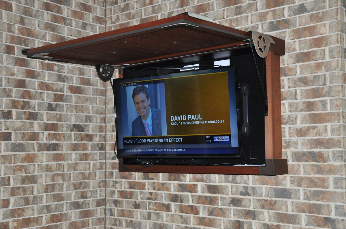 How To Protect Outdoor Tv From Weather