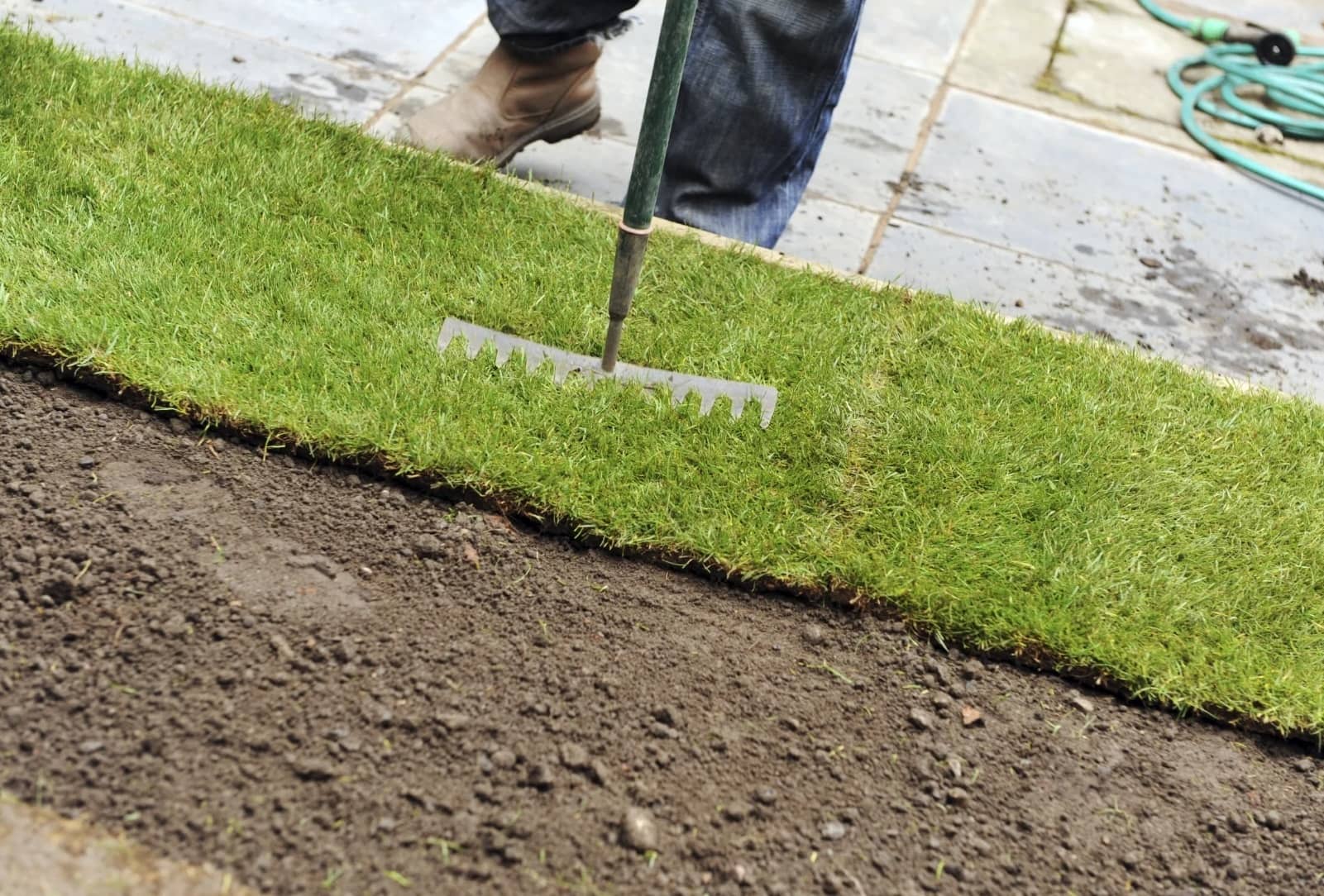 How To Put Down Fake Grass On Dirt