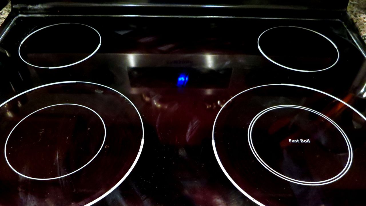 How To Remove Burn Stains From Glass Stovetop