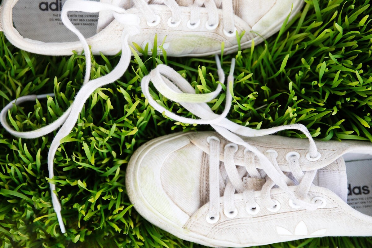 How To Remove Grass Stain From Shoes
