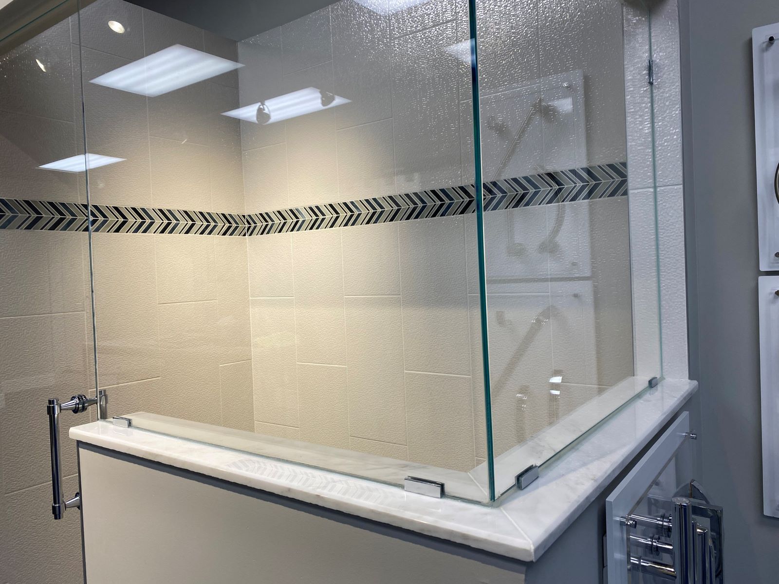 how-to-remove-shower-glass-from-u-channel-storables