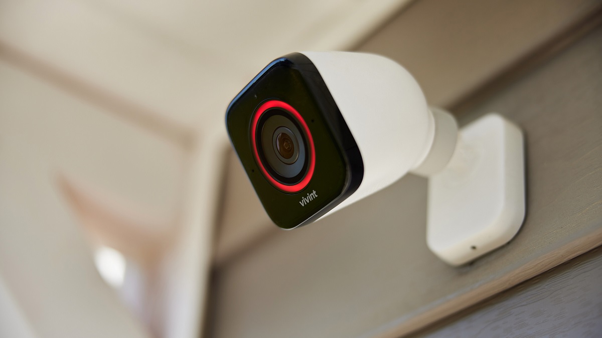 How To Remove Vivint Outdoor Camera From Wall