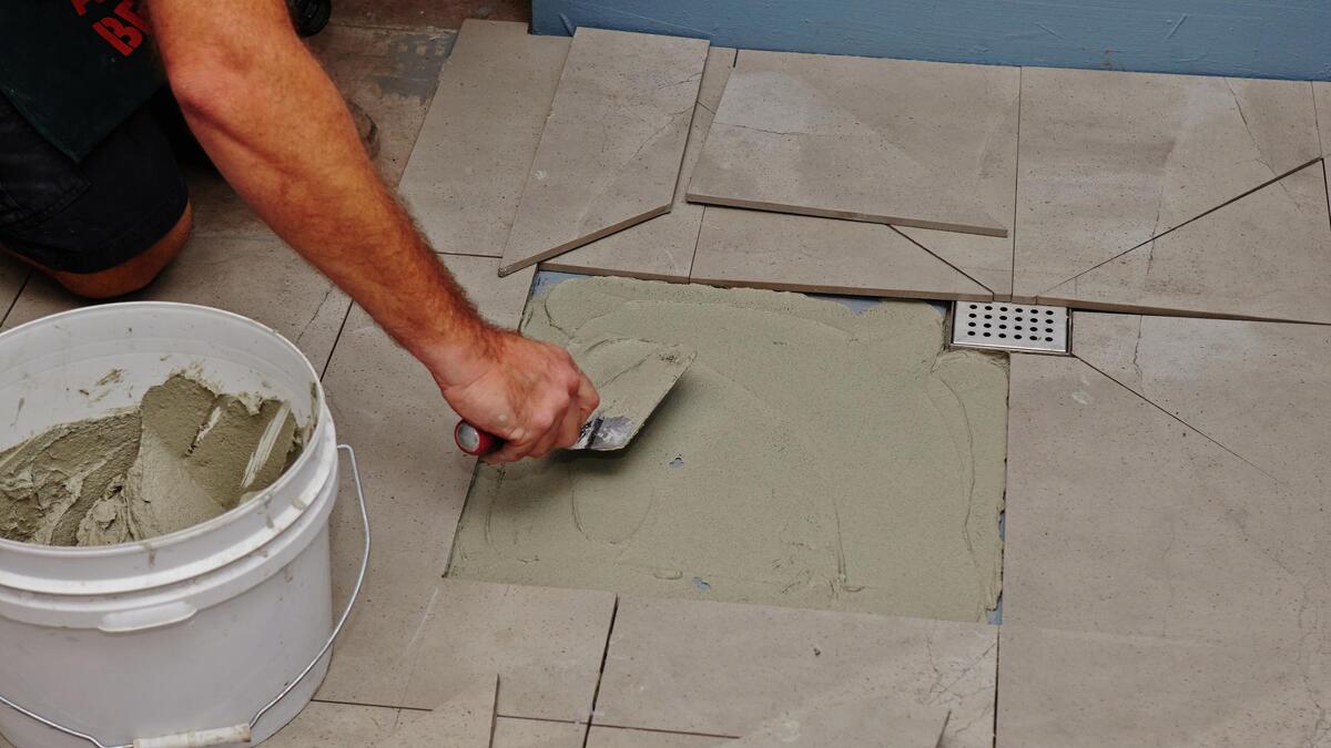 How To Repair A Bathroom Shower Tile