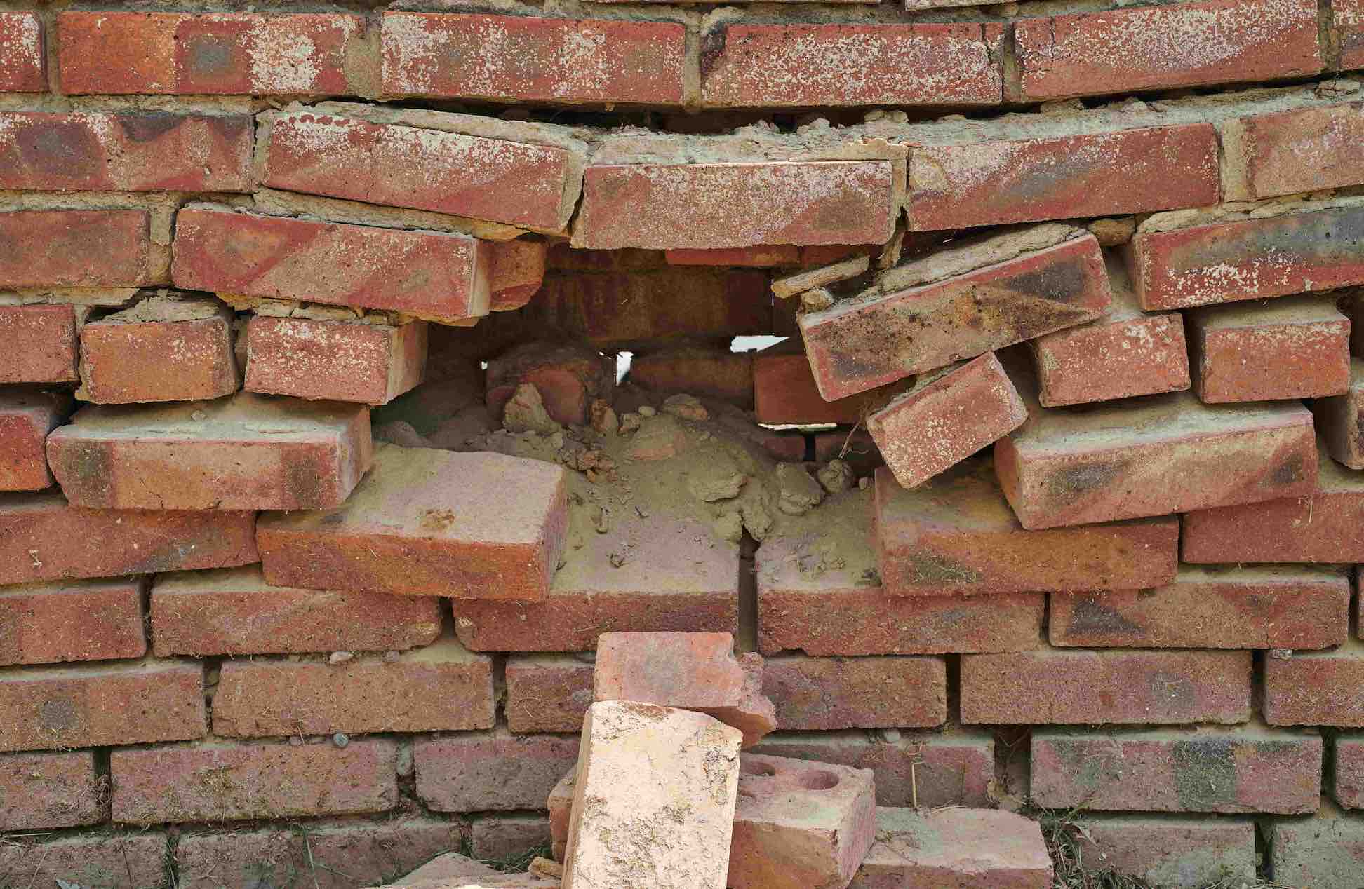 How To Repair A Falling Brick Wall