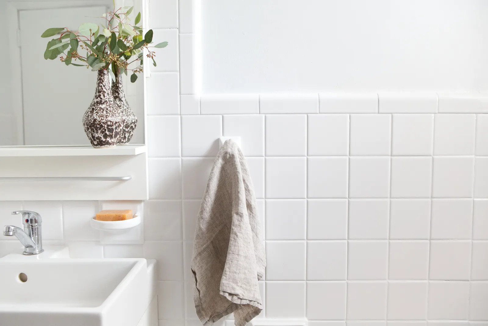 How To Resurface A Shower Tile
