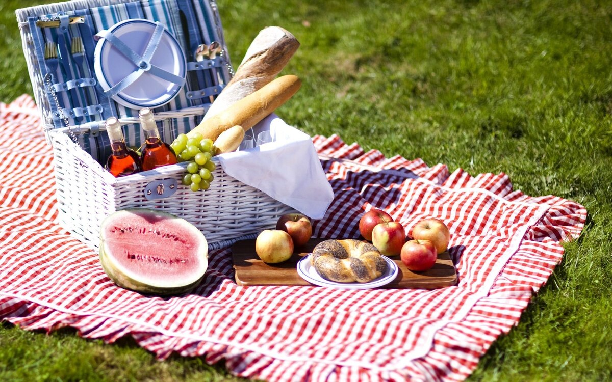How To Set Up A Picnic