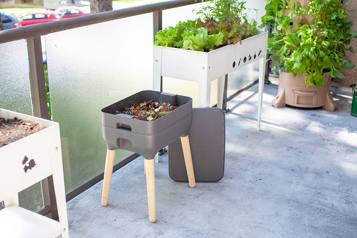 How To Start A Compost Bin In An Apartment