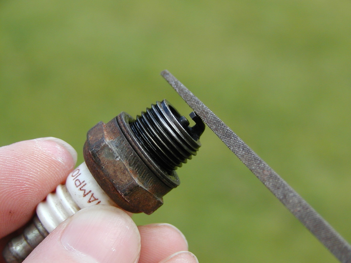 How To Tell If A Lawnmower Spark Plug Is Bad