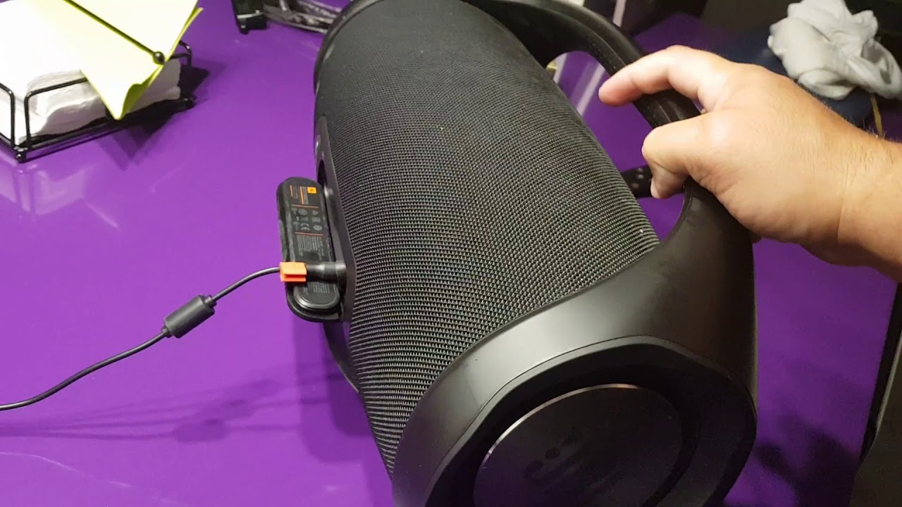 How To Tell If The JBL Boombox Is Charging