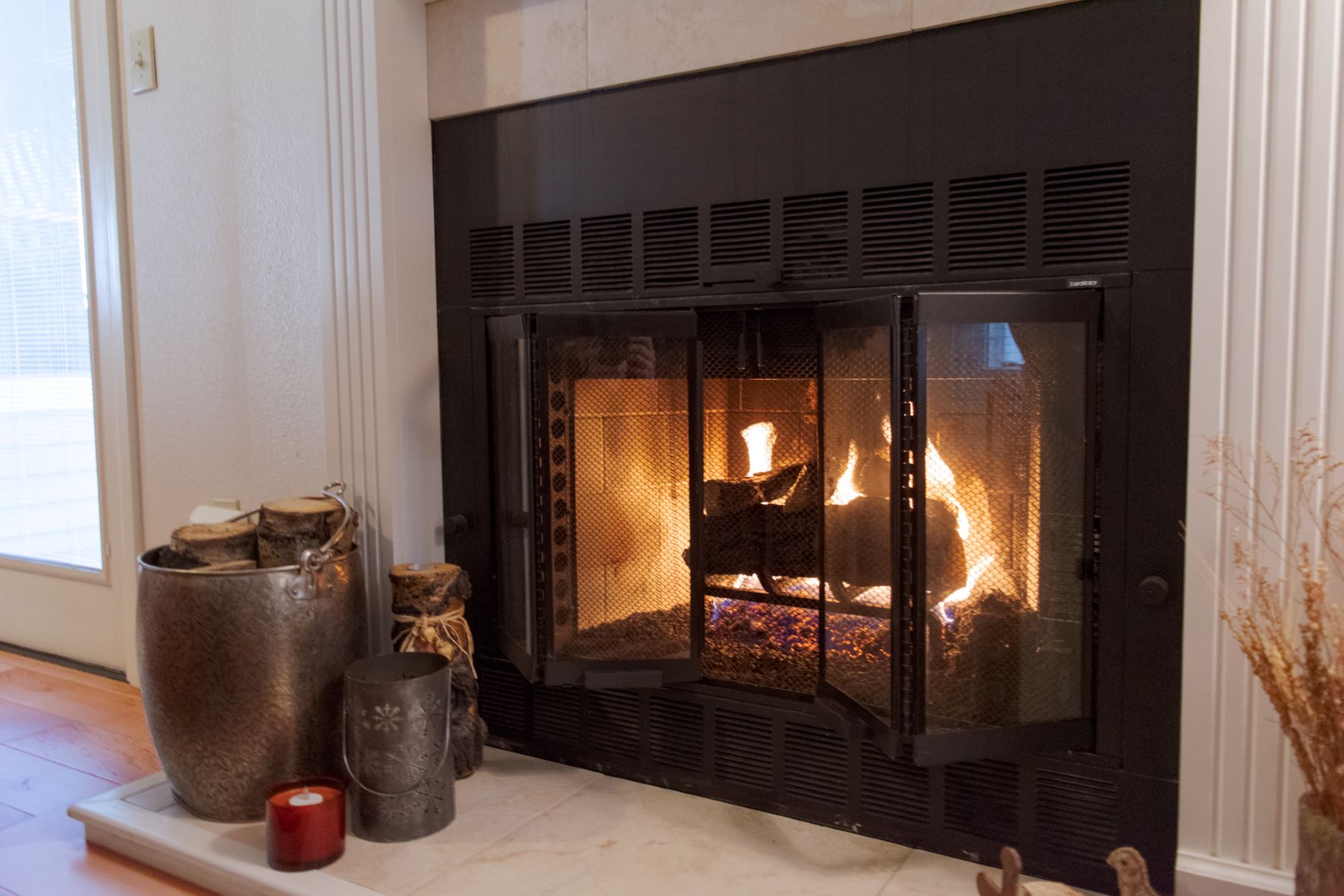 How To Use A Fireplace With Glass Doors And A Blower