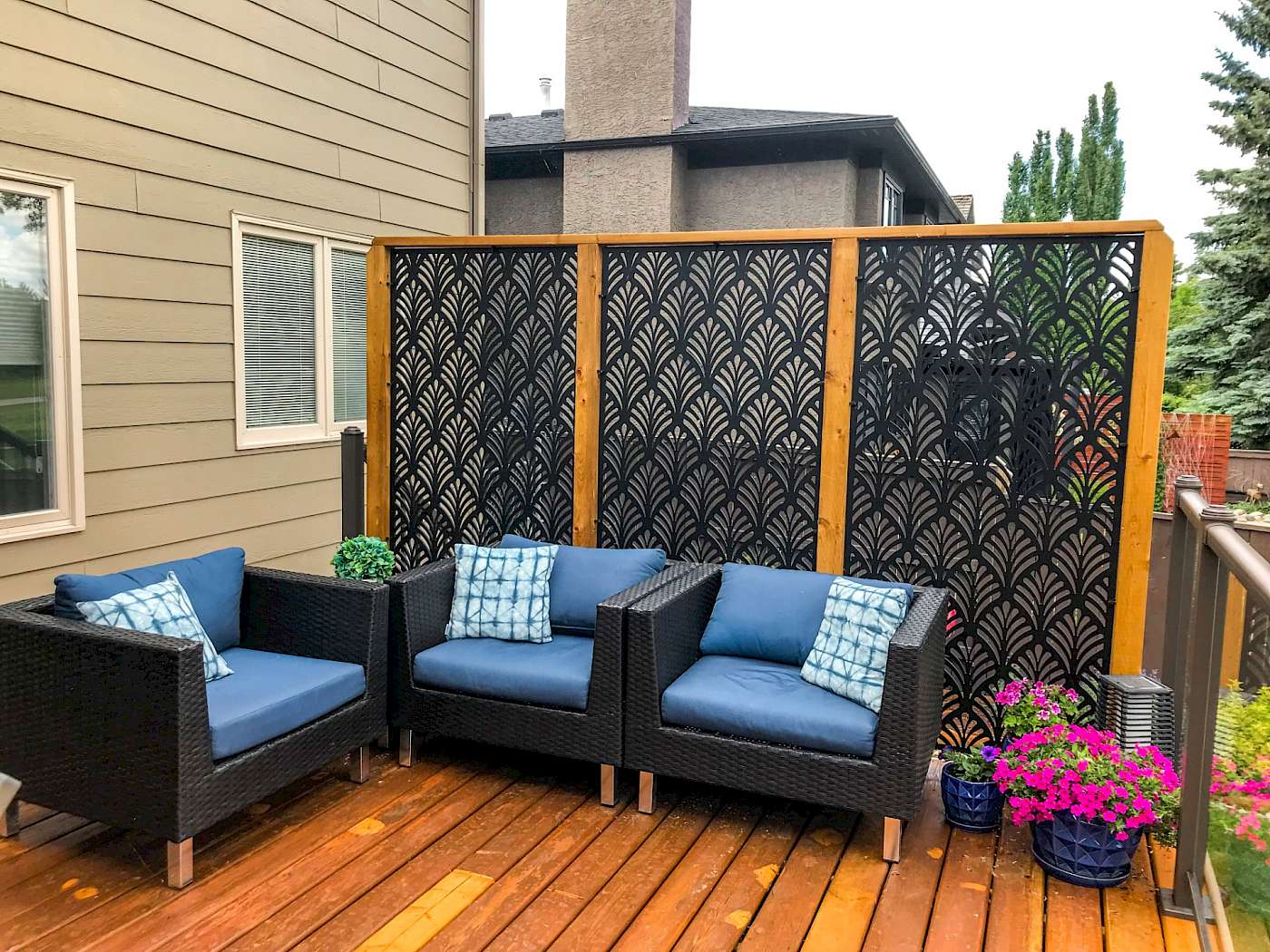 What Can I Use As An Outdoor Privacy Screen?