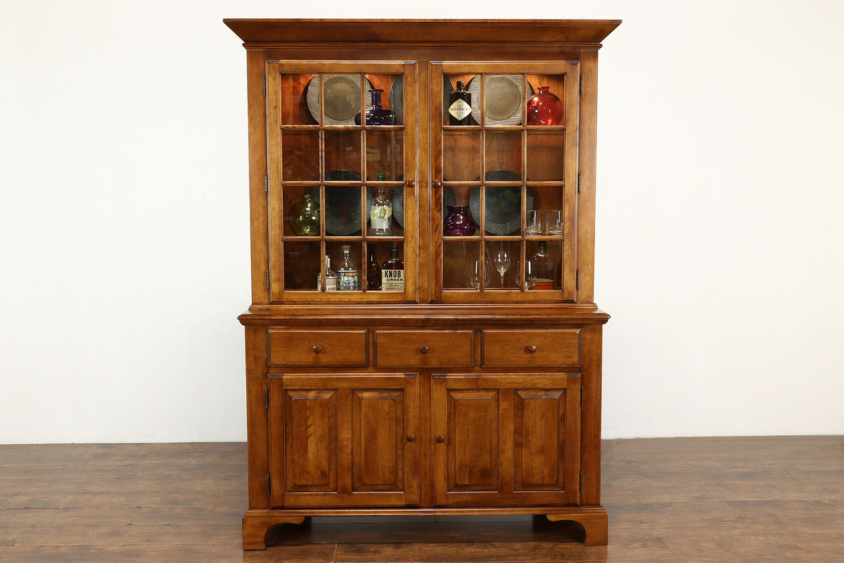 What Is A Breakfront China Cabinet