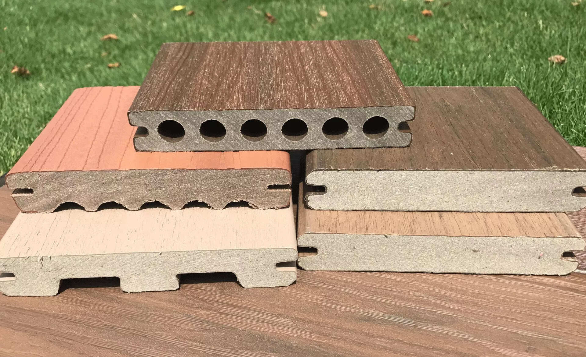 What Is Better: Composite Or Wood Decking?
