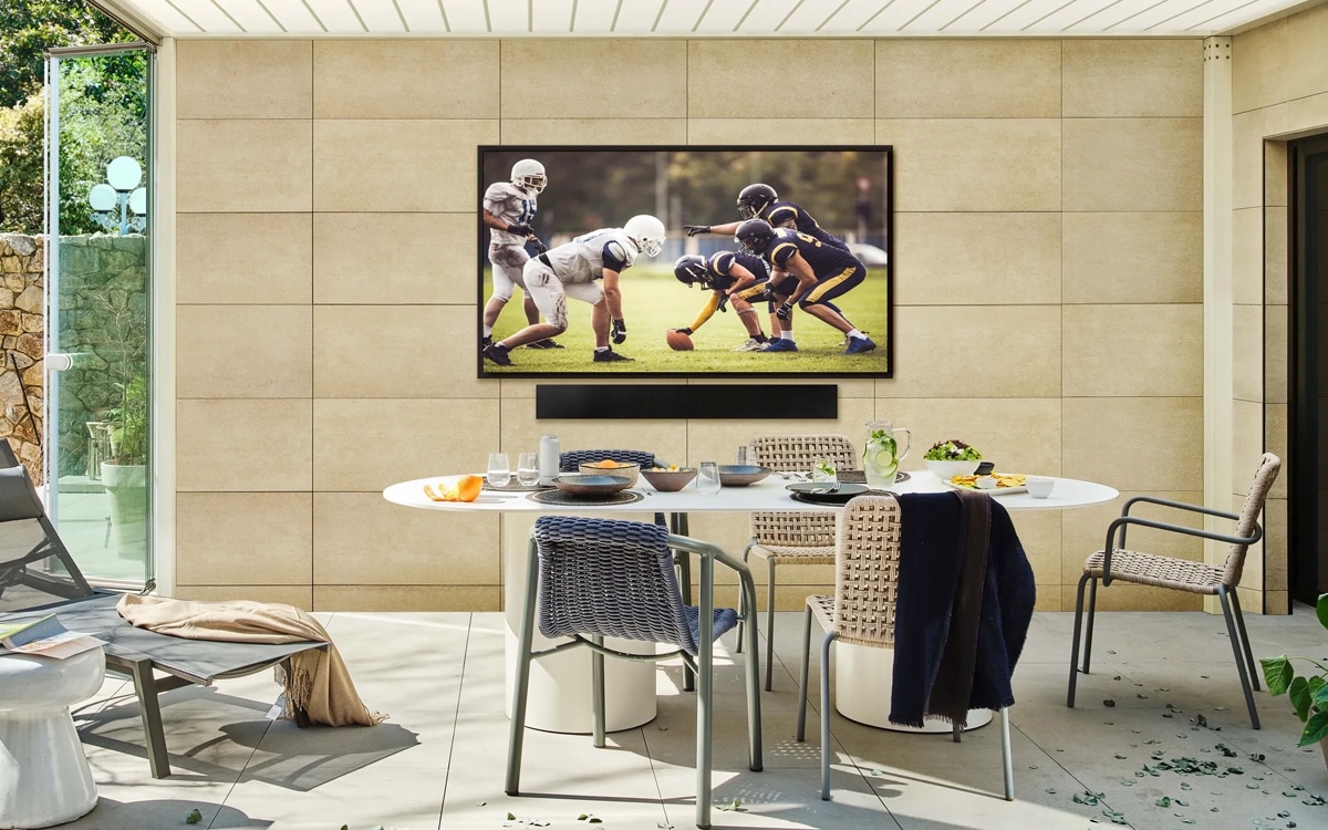 What Is The Best Tv For Outdoor Viewing