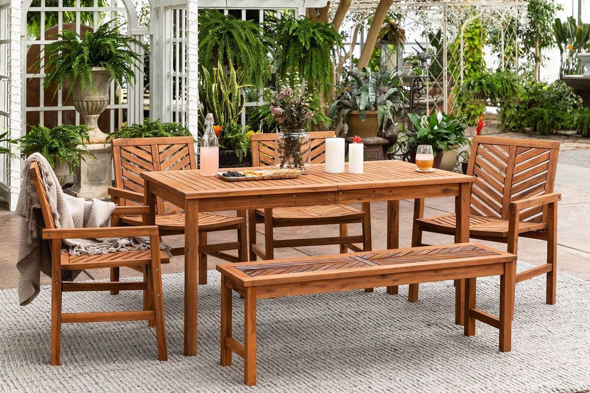 What Material Is Best For Outdoor Furniture?