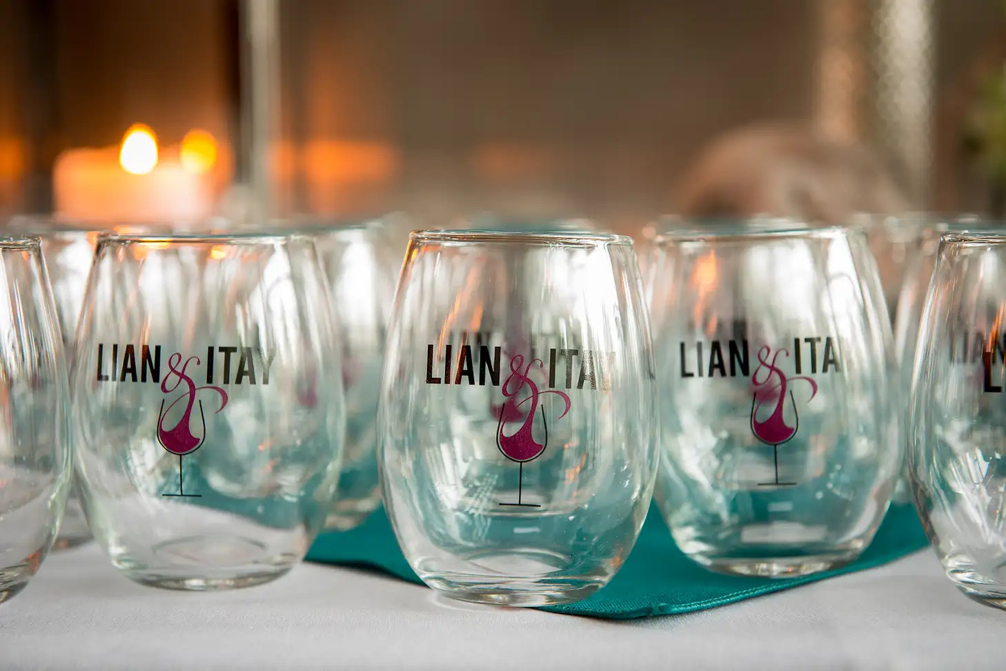 What To Put In Wine Glass Favors
