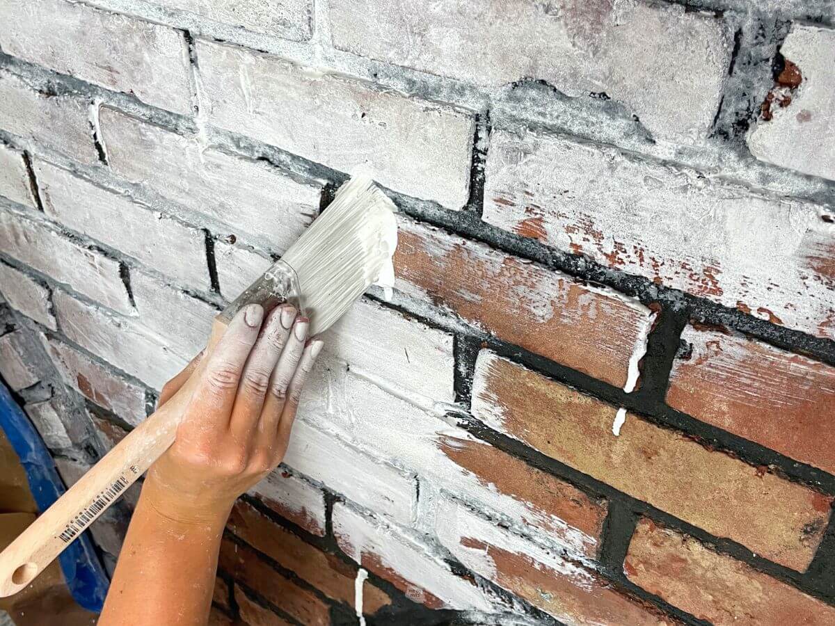 What Type Of Paint To Whitewash Brick