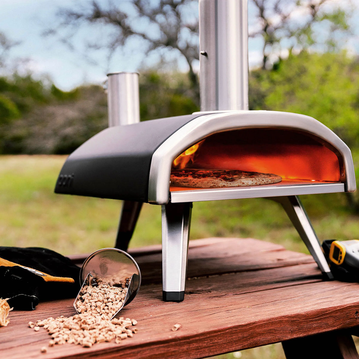 What Wood Pellets To Use For An Ooni Pizza Oven