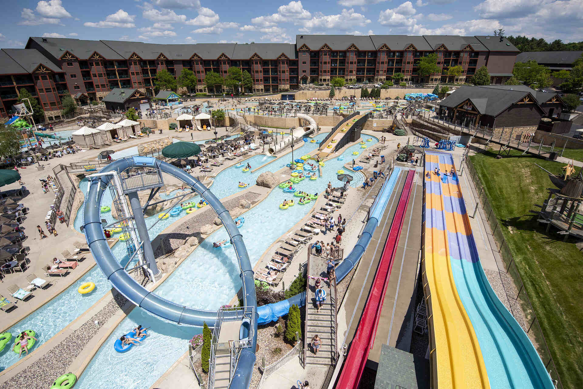 When Does Wisconsin Dells Outdoor Waterpark Open? Storables