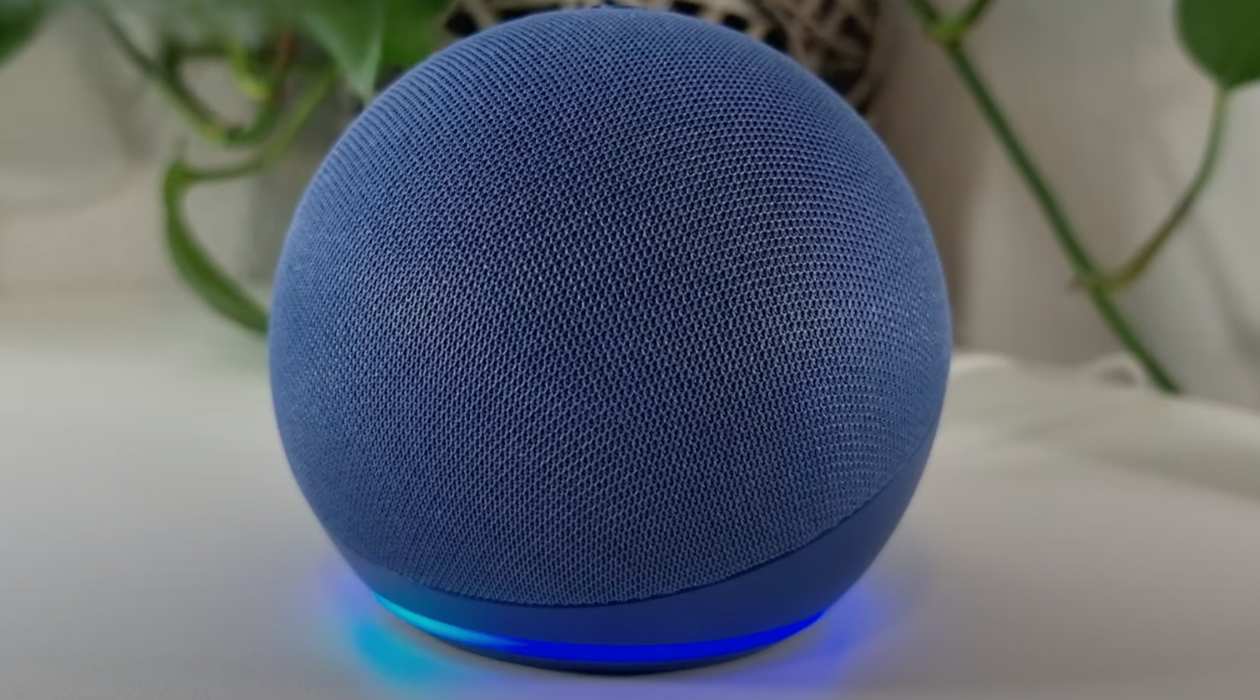 Why Does My Alexa Keep Spinning Blue And Green Lights