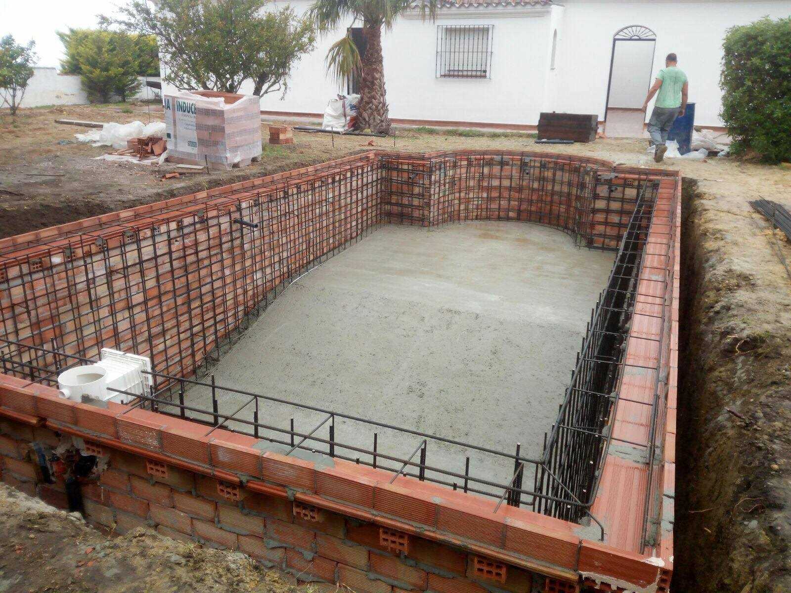 How To Build A Swimming Pool With Bricks