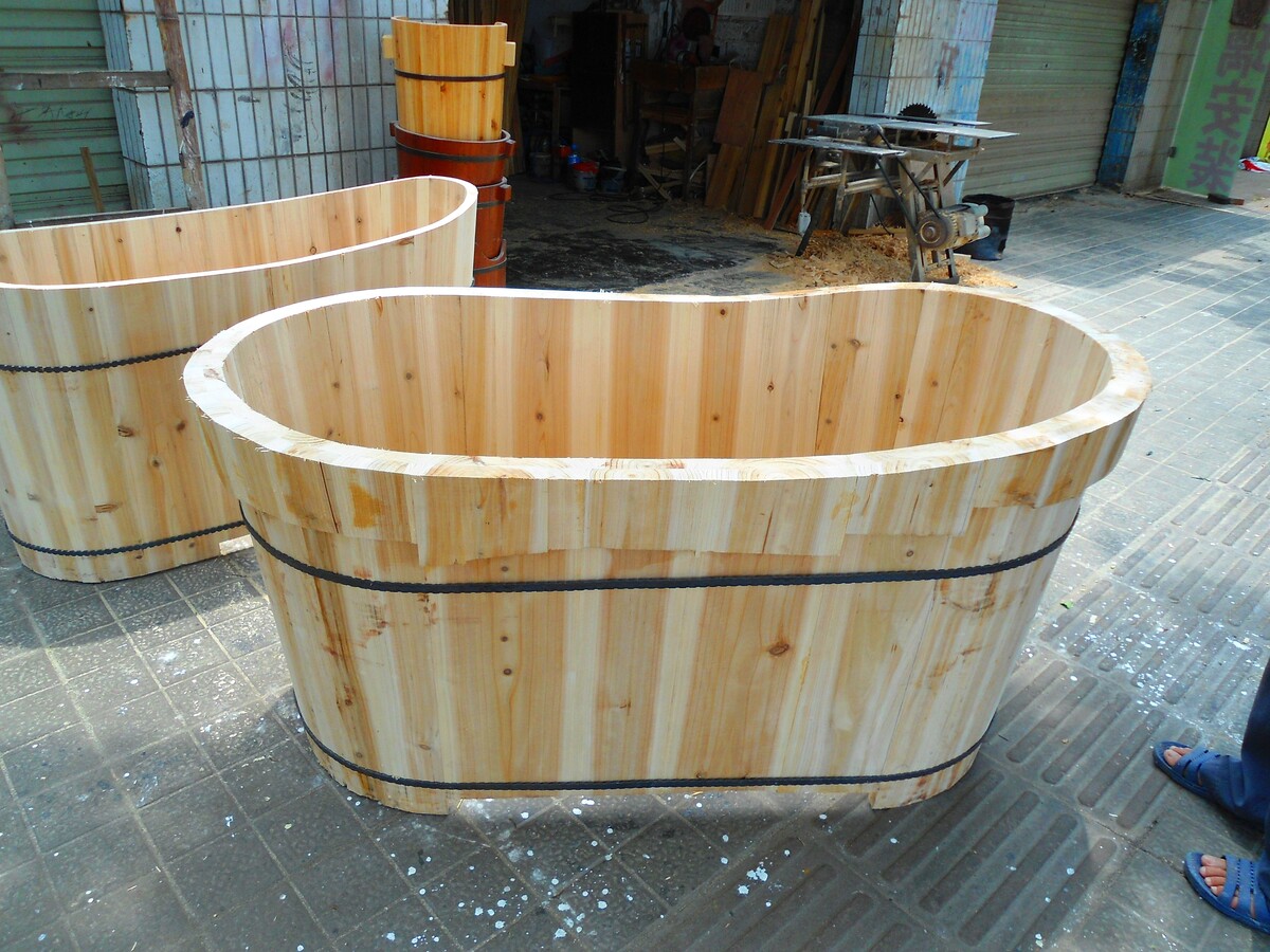 How To Build A Wooden Bathtub
