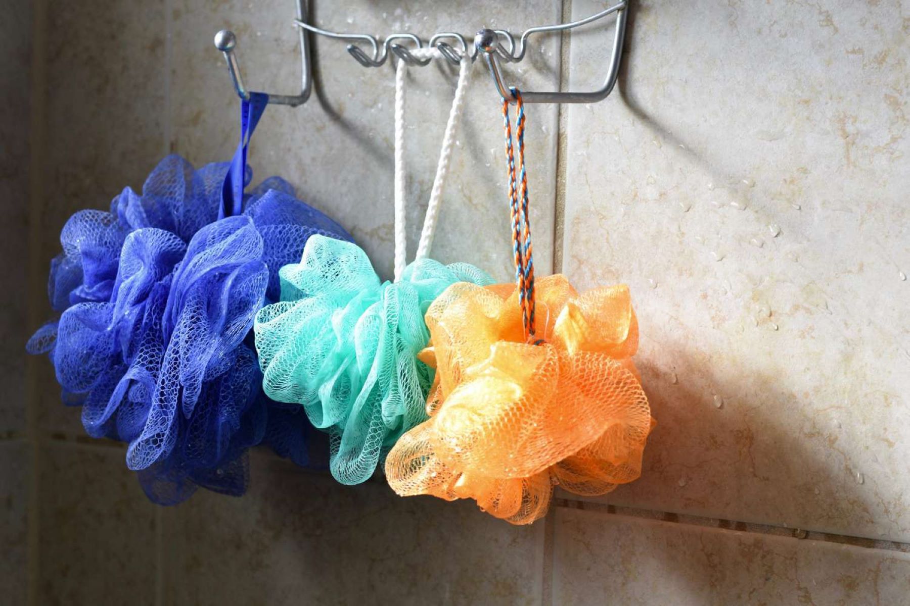 How To Clean A New Loofah