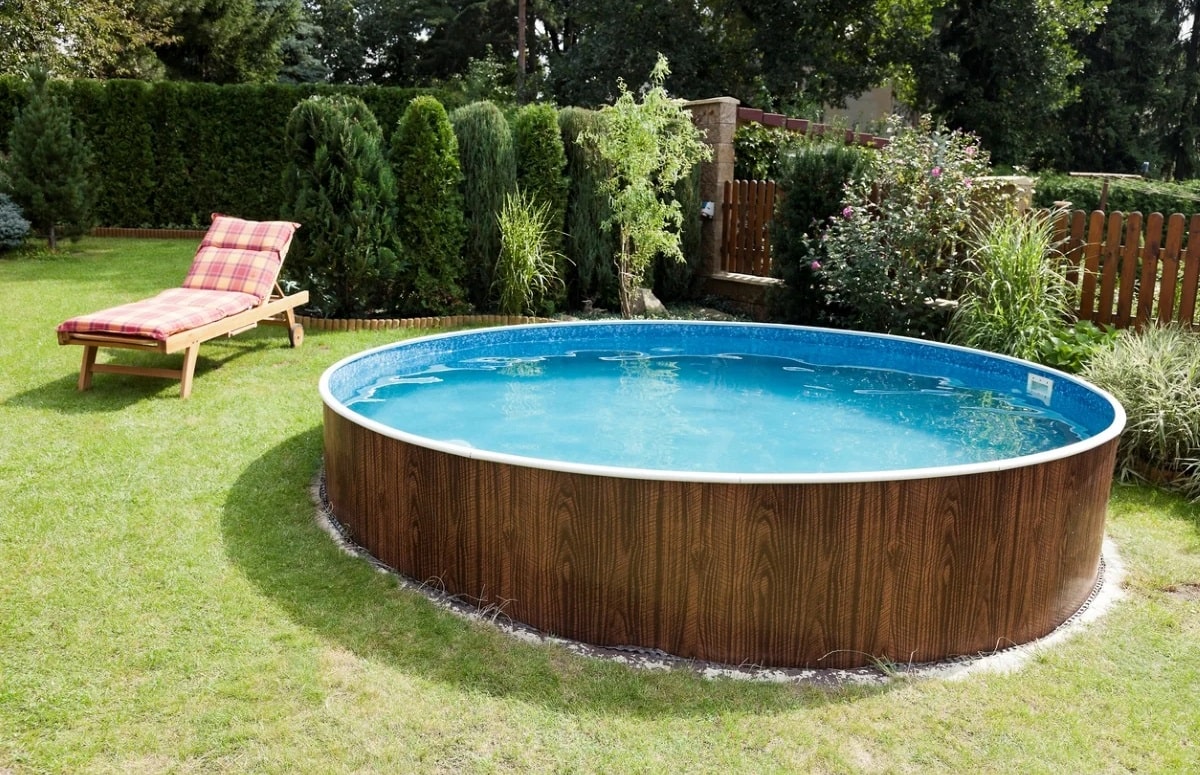 How To Clean An Above Ground Swimming Pool After Winter