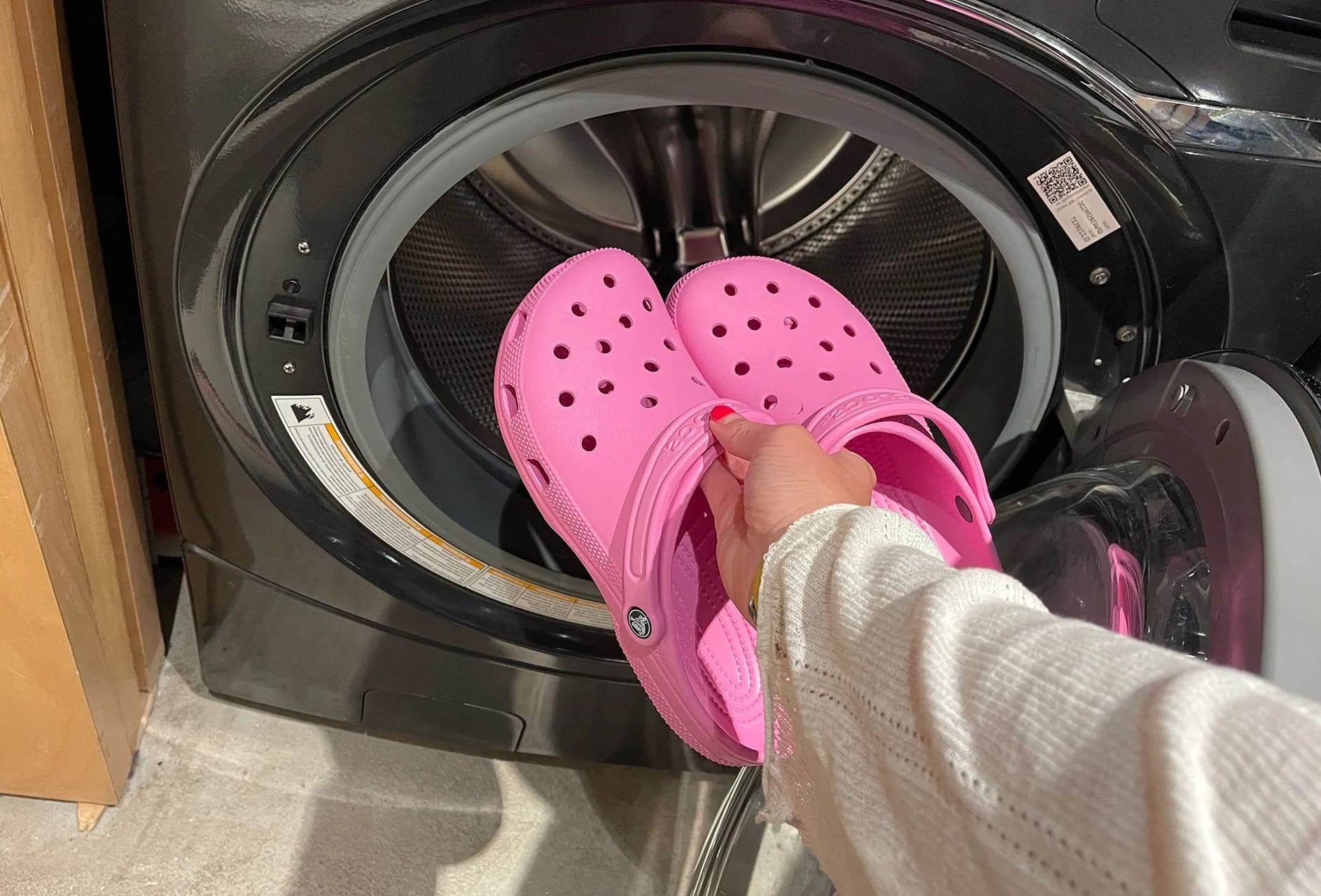 How To Clean Crocs With Fur In A Washing Machine