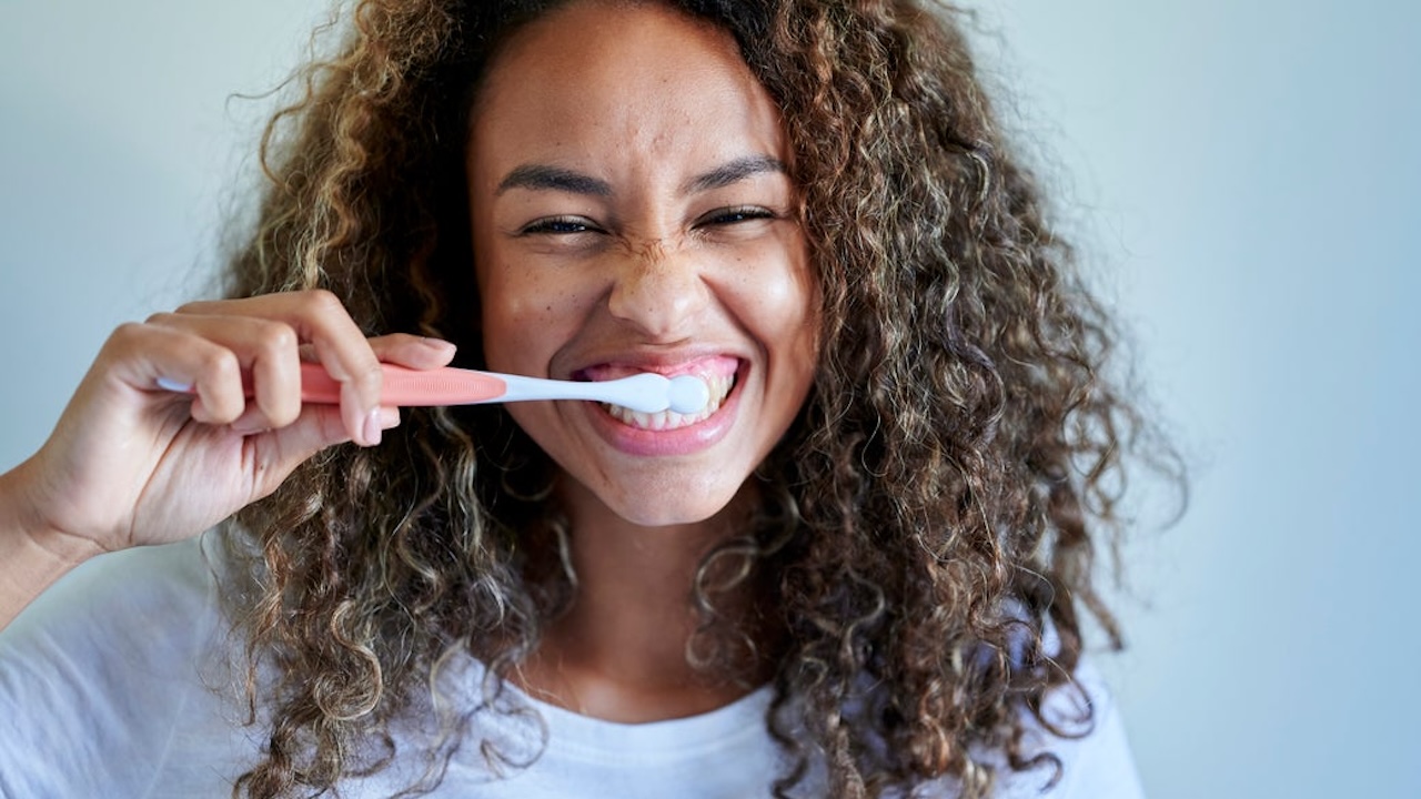 How To Disinfect Toothbrush After A Cold Sore