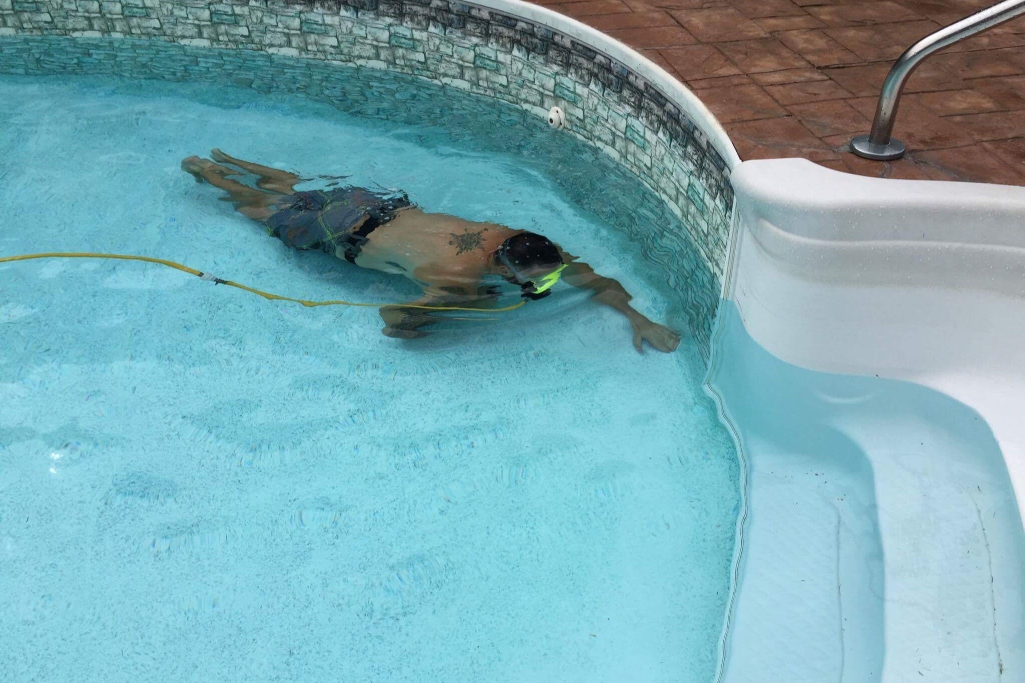 How To Fix A Leaking Swimming Pool
