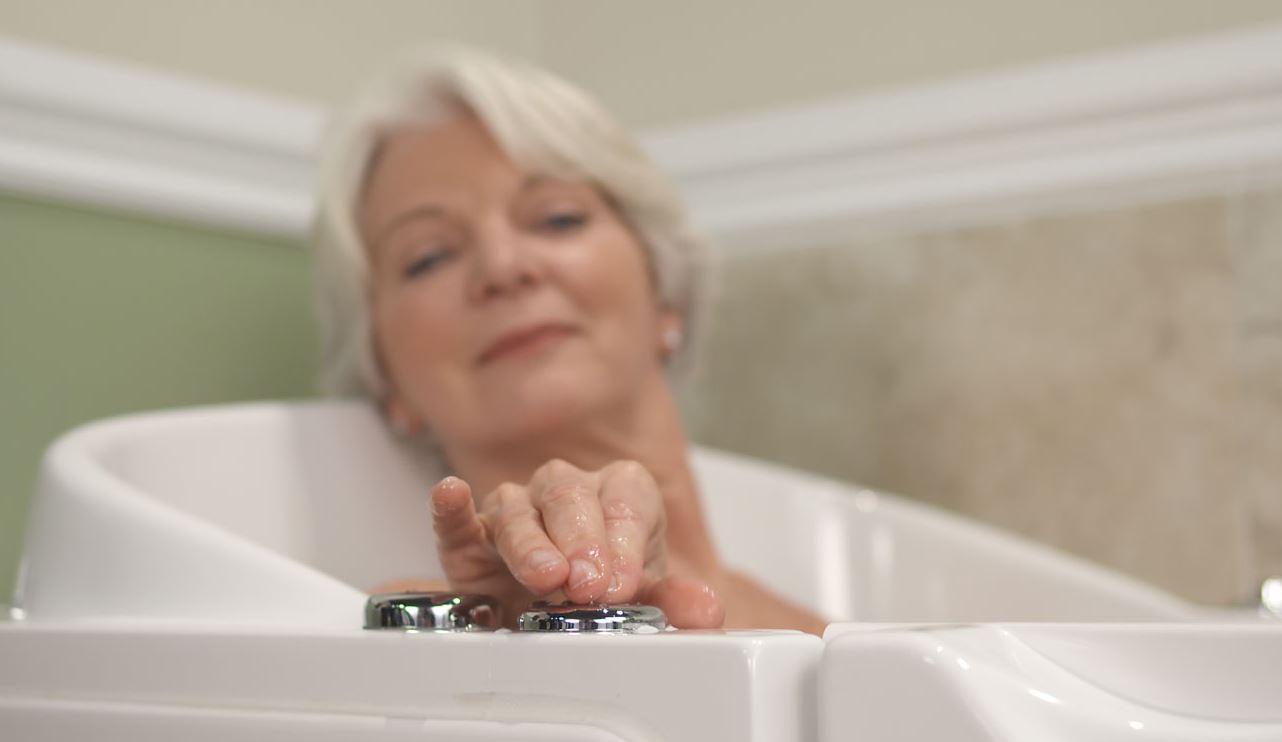 How To Get The Elderly Out Of A Bathtub