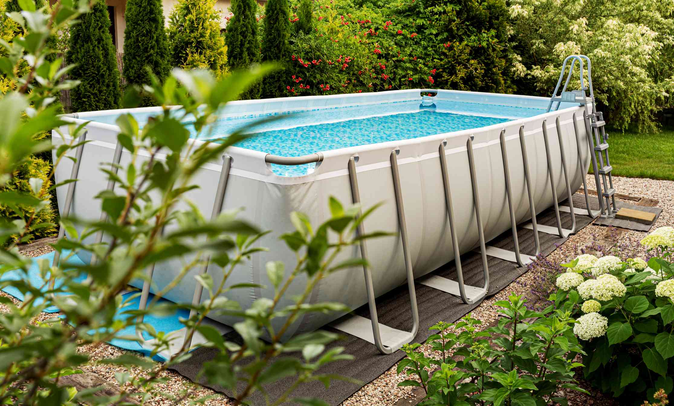 How To Heat An Above Ground Swimming Pool
