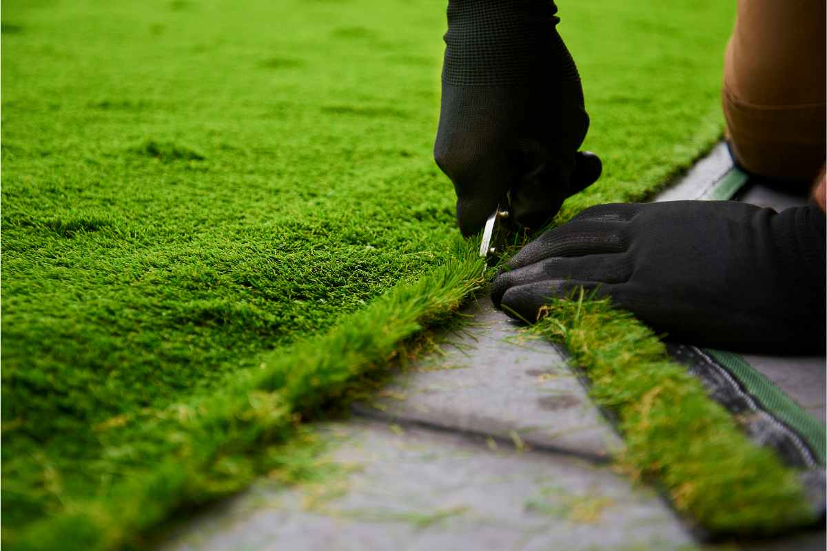 How To Lay Fake Grass Down