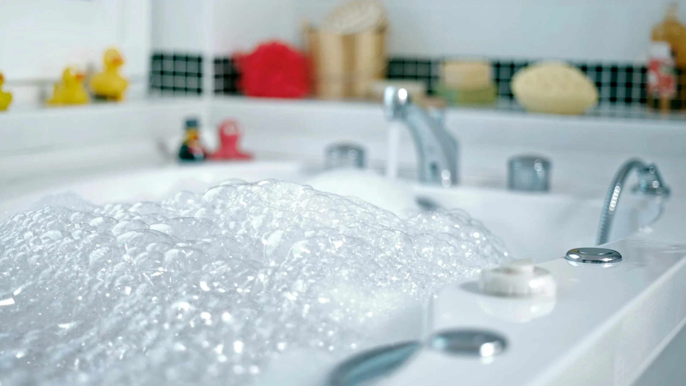 How To Make Bubbles In Bathtub