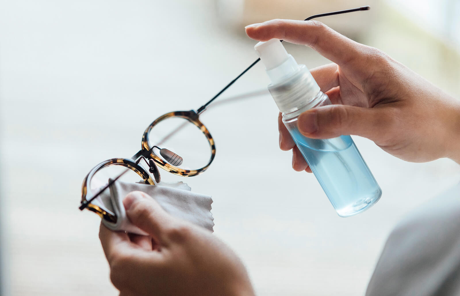 How To Make Eyeglass Cleaner